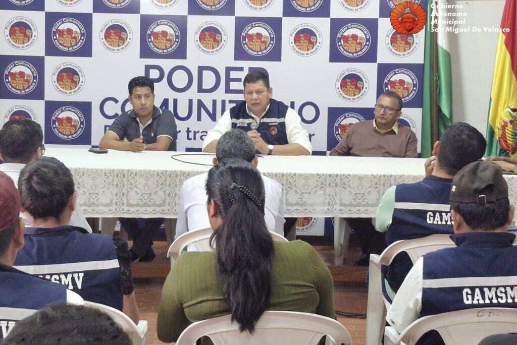 Gestión Municipal No Se Detiene, Alcalde Pedro Damian Dorado coordinando