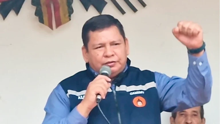 San Miguel de Velasco Rinde Homenaje a la Patria y Anuncia Proyectos para el Desarrollo Comunitario