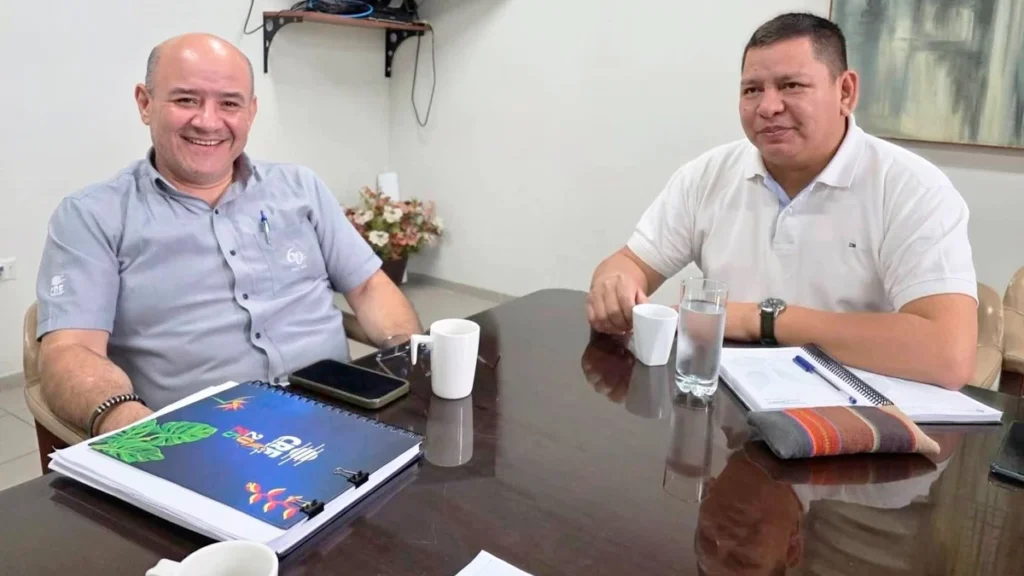 San Miguel de Velasco Iluminado: El Alcalde Pedro Damián Dorado Asegura Energía y Conectividad para las Comunidades Indígenas